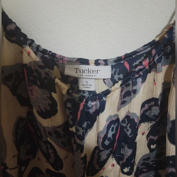 Tucker for target butterfly spaghetti strap top size S - Picture 2 of 2